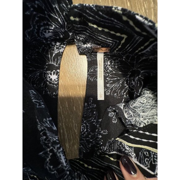 Free People Walking On A Dream Tunic Shirt Black Size Large Boho Long Sleeve - Picture 7 of 13